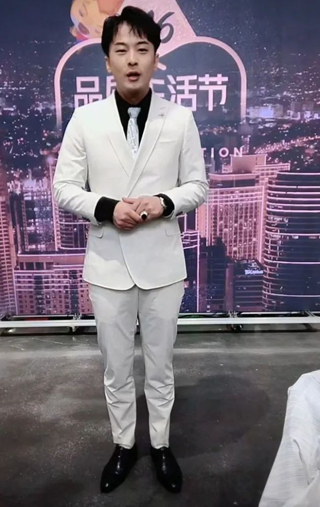  哈兰德无缘金靴奖,引争议舆论发酵  